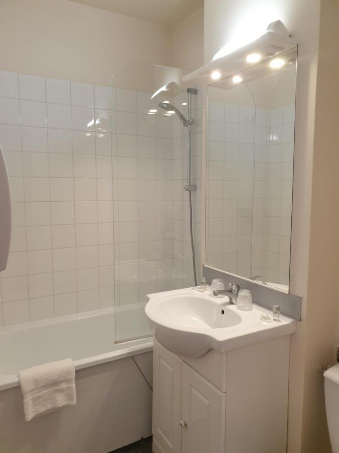 Hotel Hermance Bellegarde-sur-Valserine Esterno foto