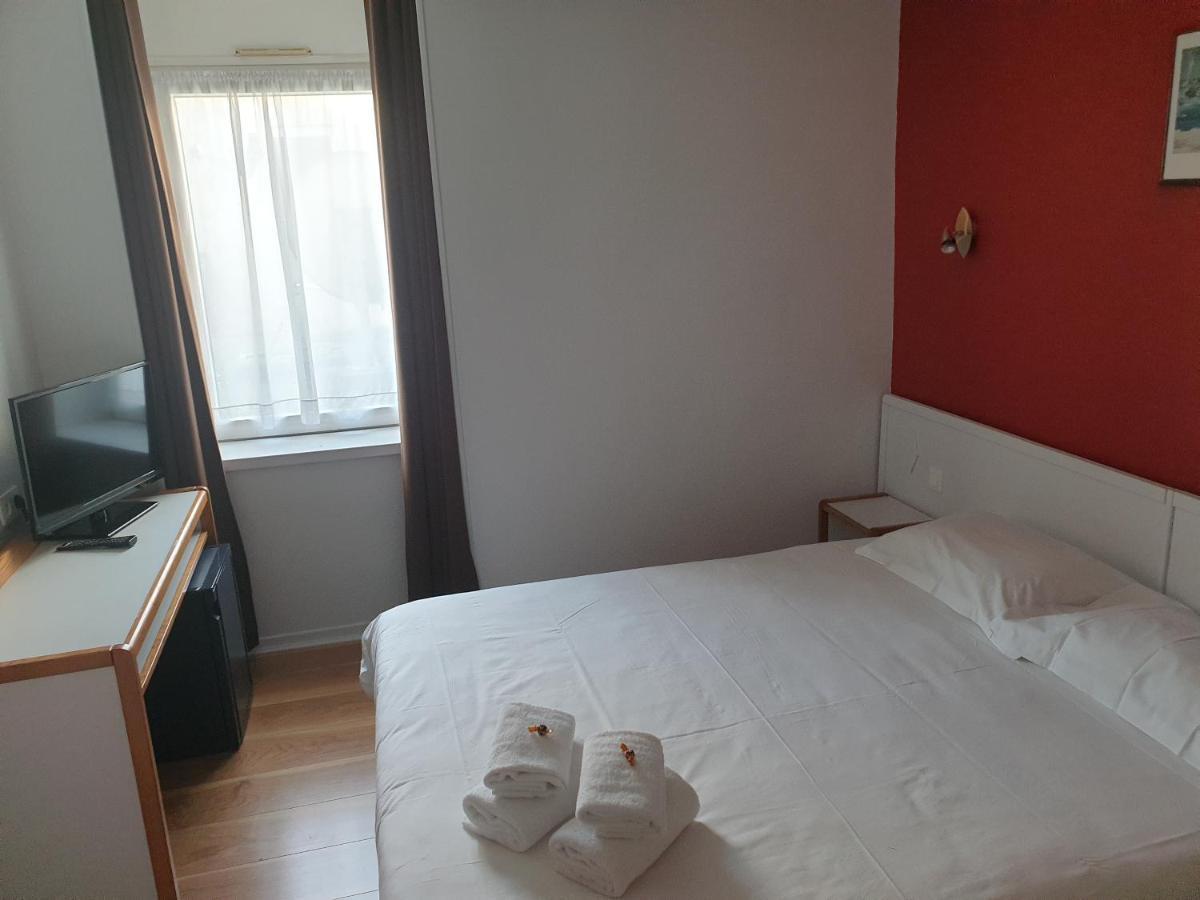 Hotel Hermance Bellegarde-sur-Valserine Esterno foto